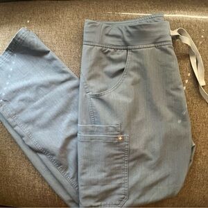 Figs Kade Cargo Scrub Pants - Heathered Indigo, Size Medium